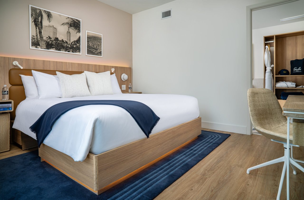 Gale Hotel