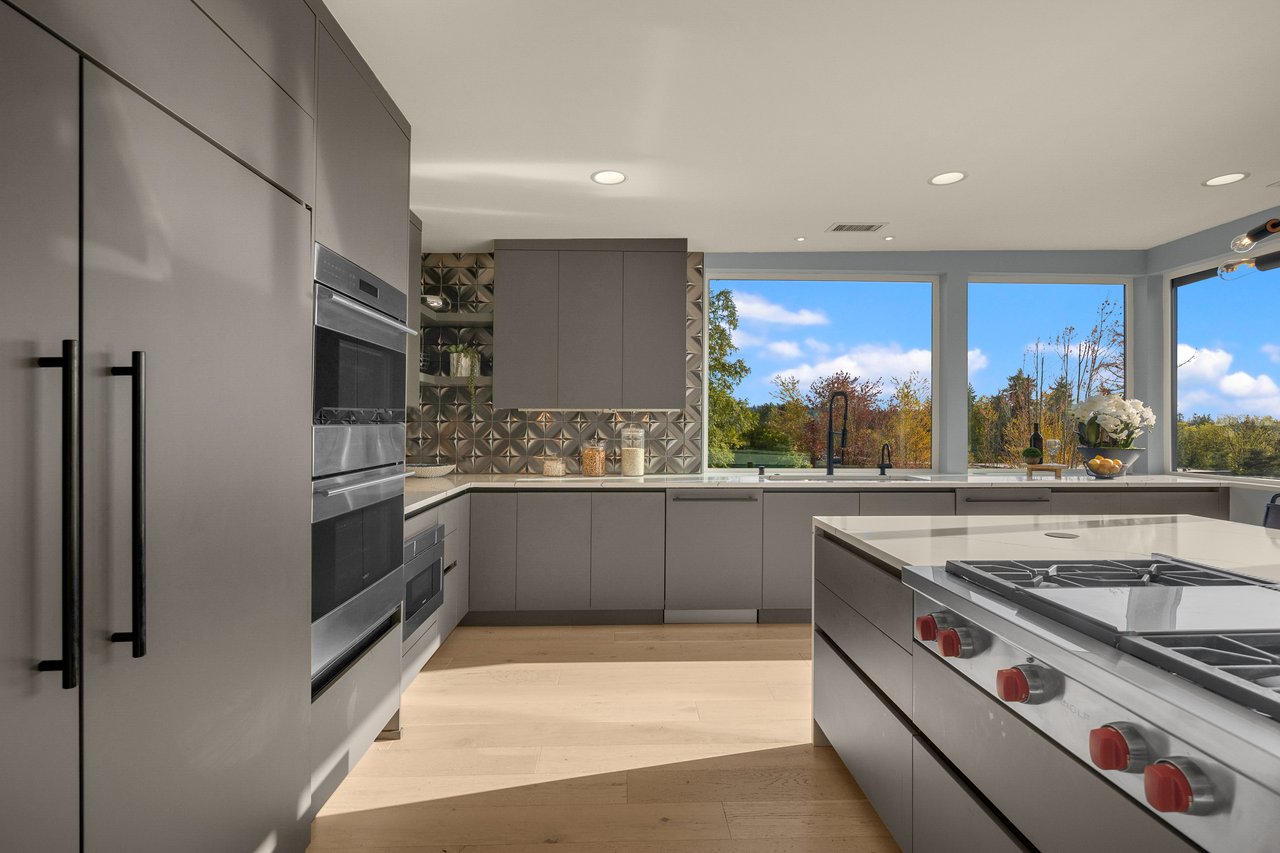 10410 NE 53rd Street