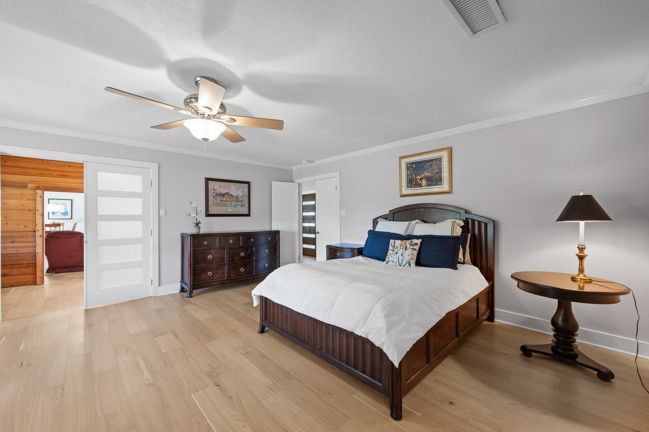 6103 Waldon Hollow