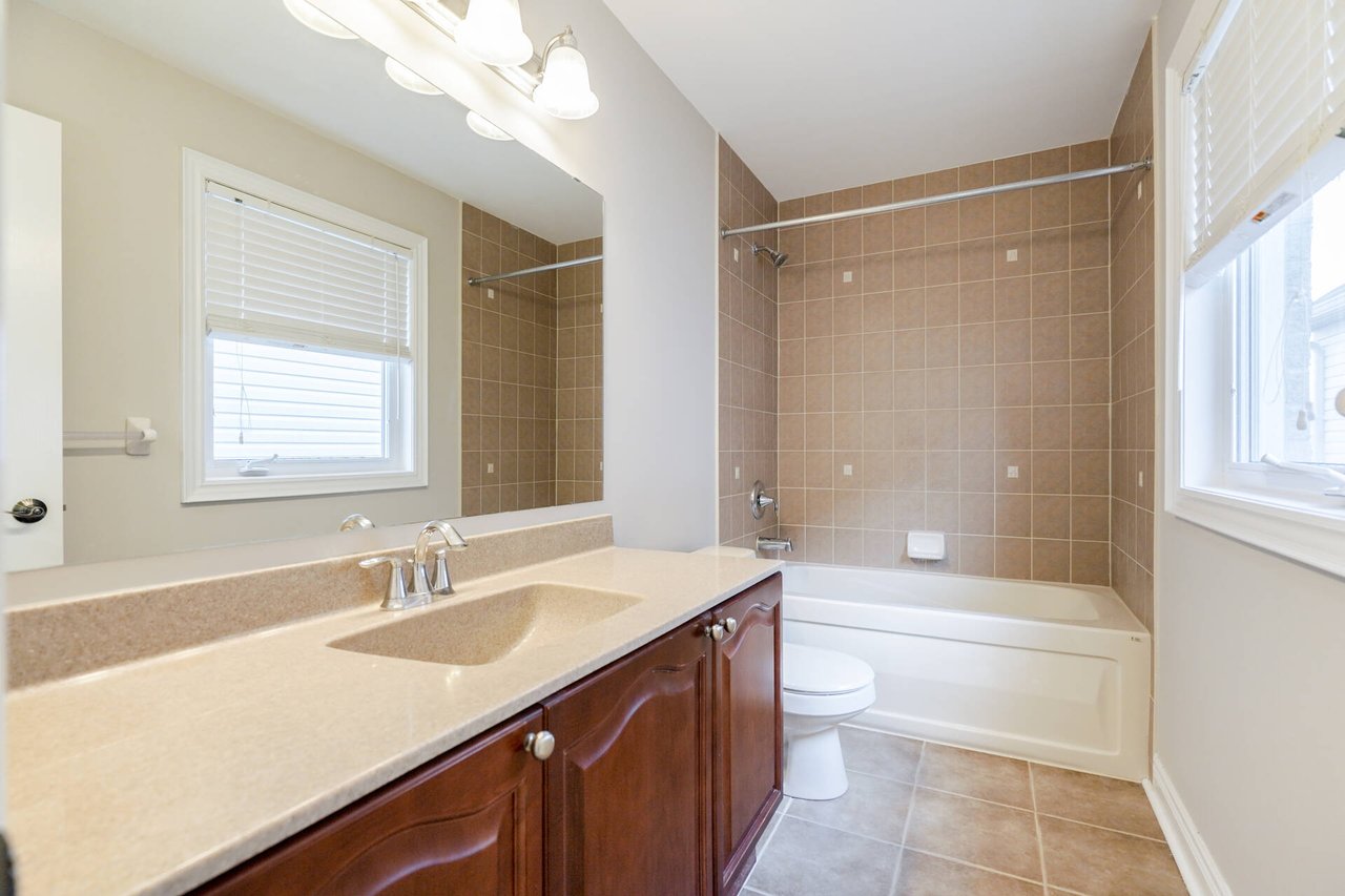 1648 Pennel Drive Unit: Upper