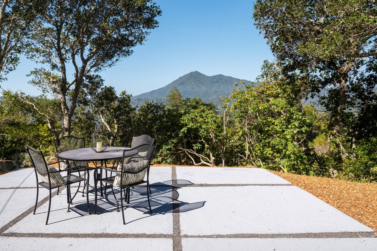 25 Brushwood Lane, Greenbrae
