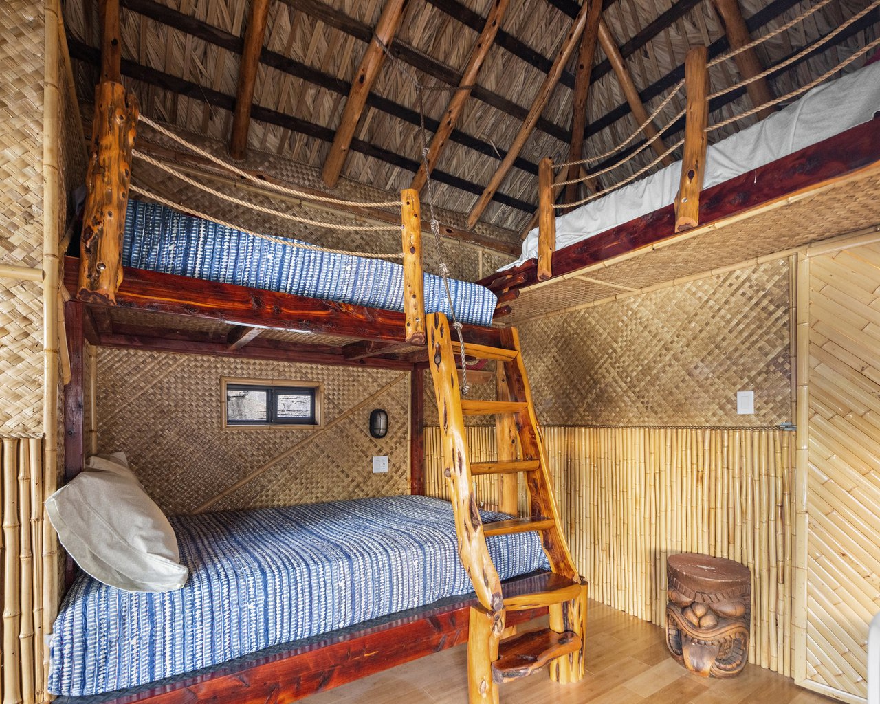 1450 Los Escondidos ST