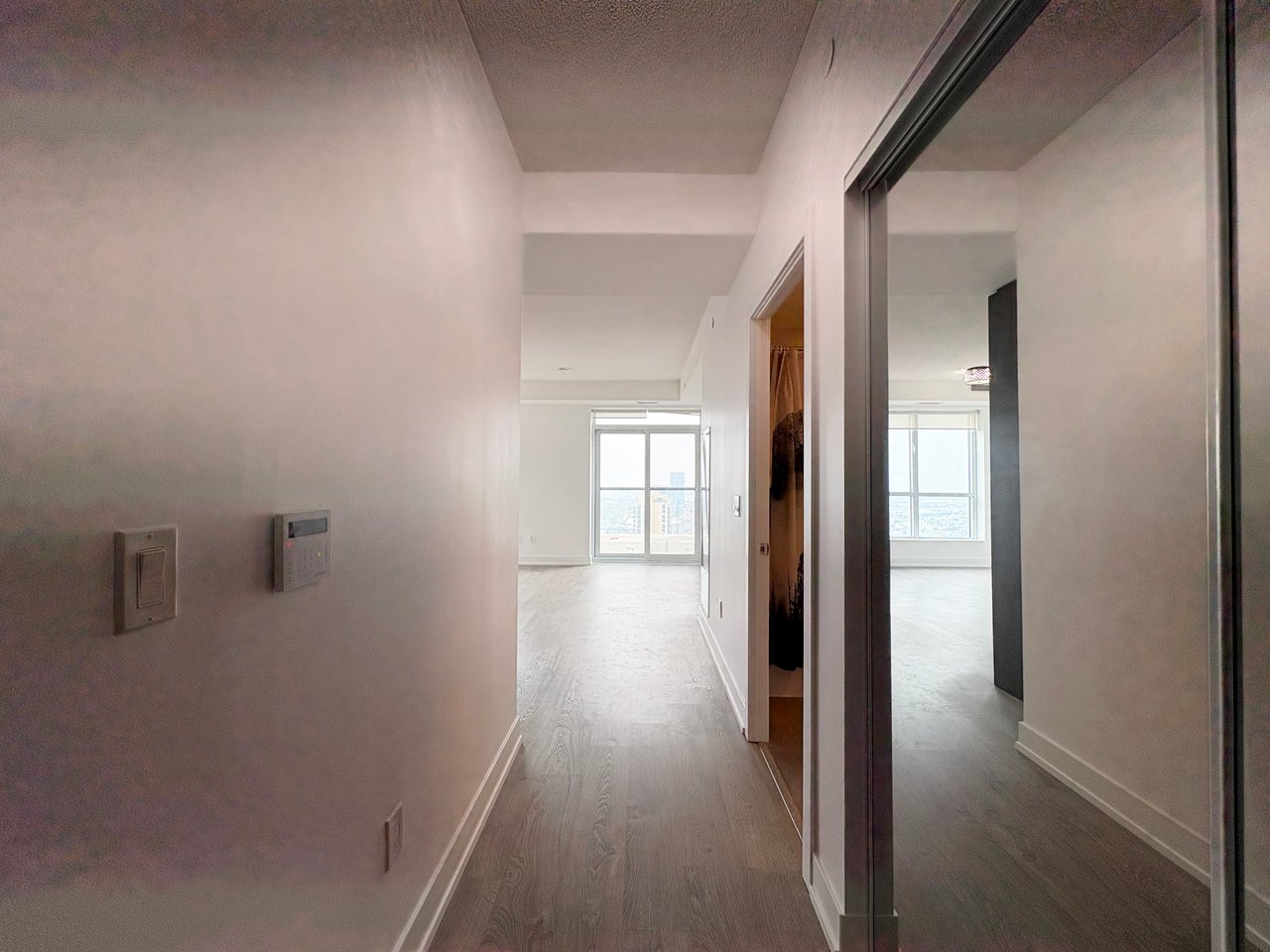 9 Mabelle Avenue, Toronto W08 Unit: 3425