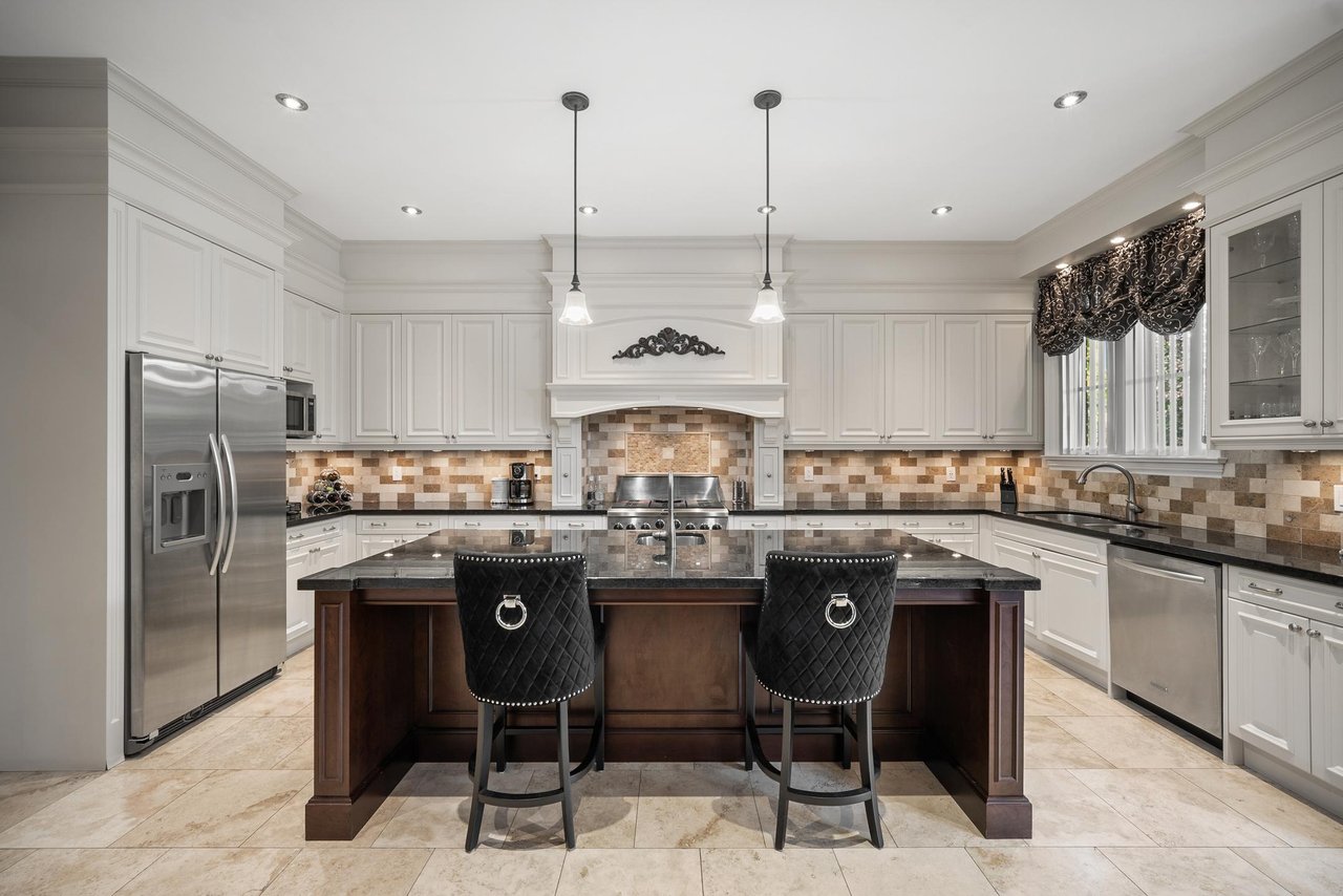 178 Grandvista Crescent