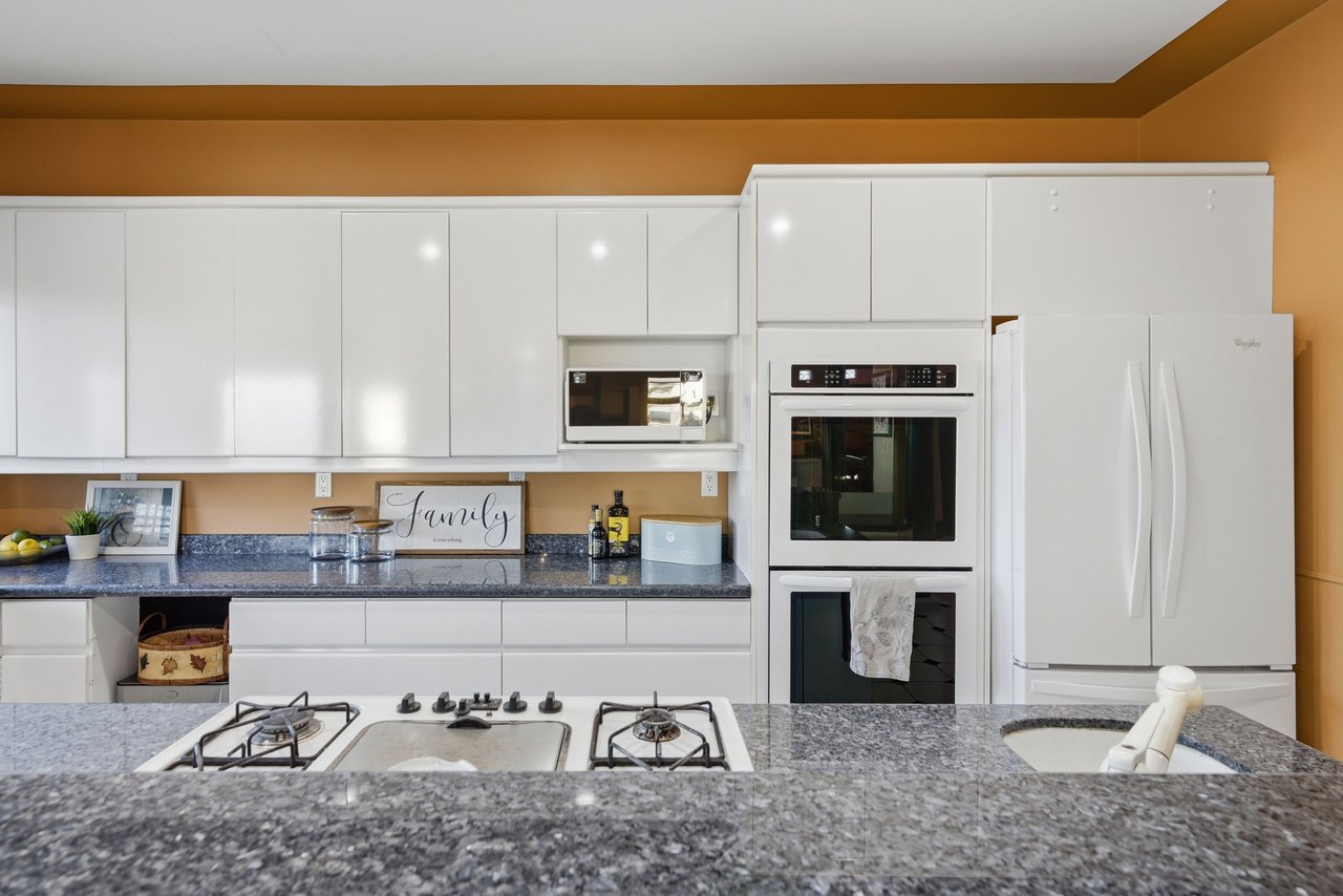 64 Patterson Mews SW