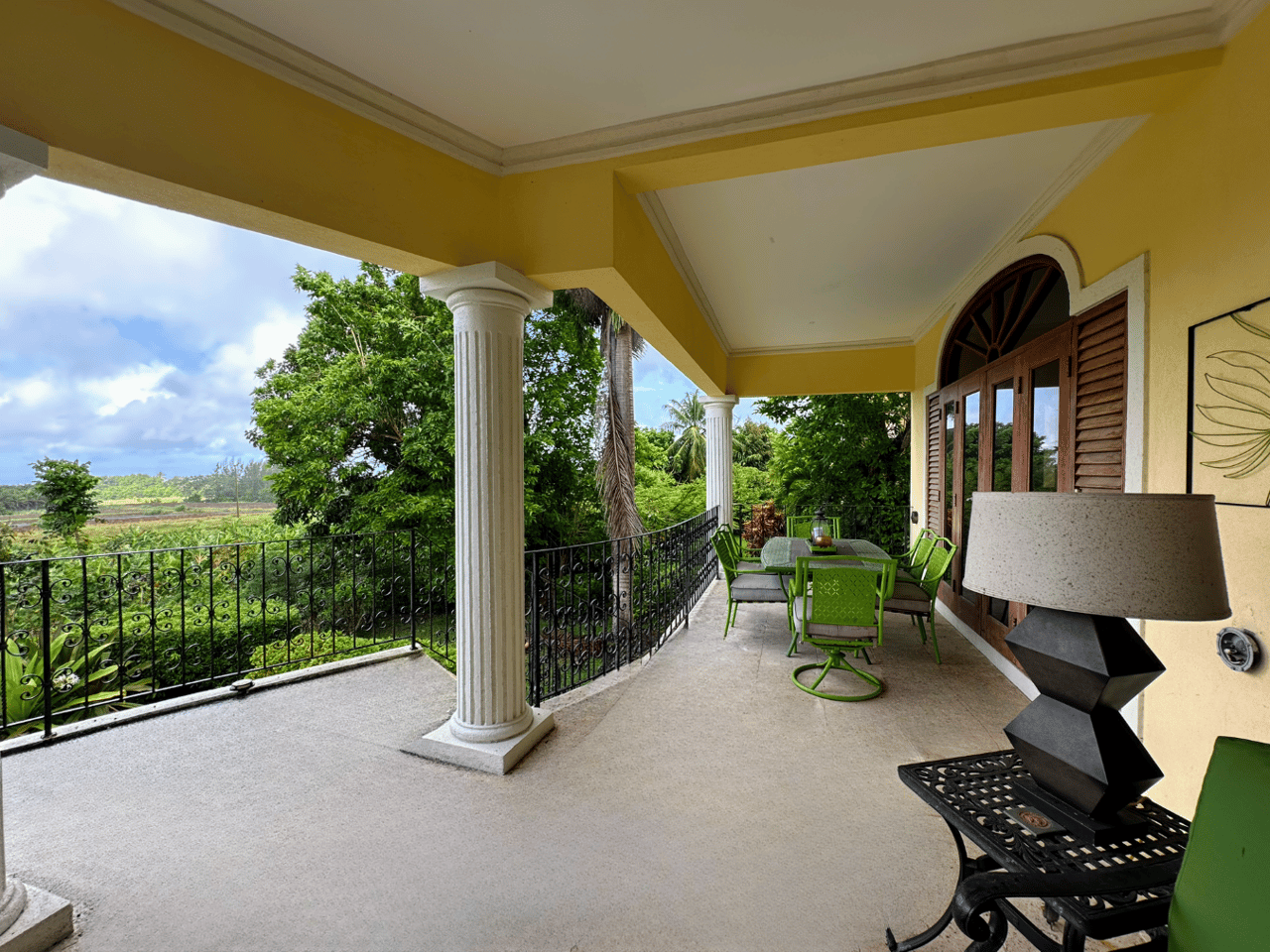 Bella Vista