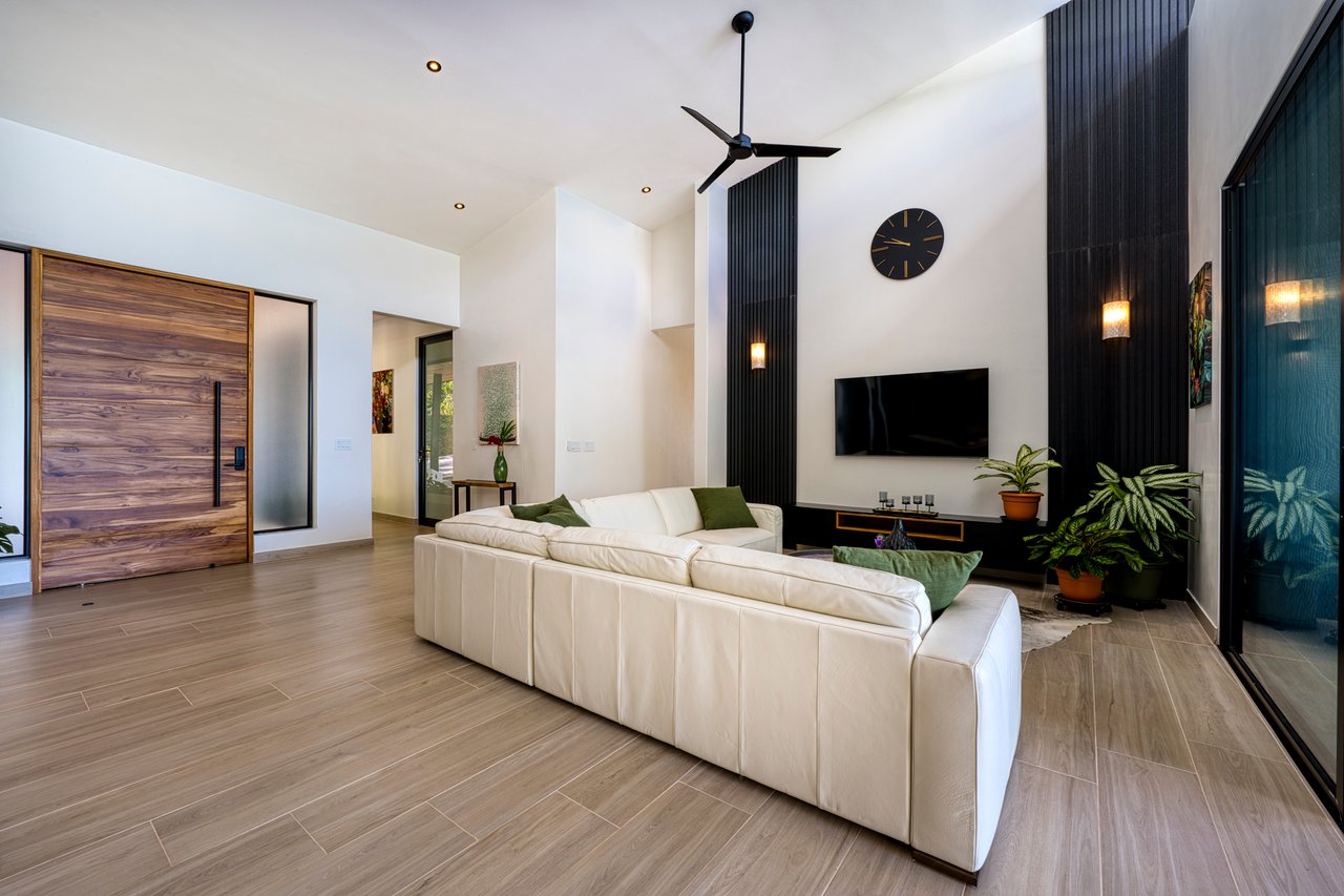 New Ocean View Luxury Home Bordering Forest Reserve