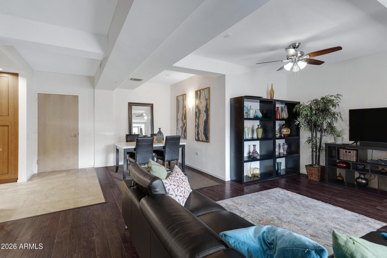 7161 E Rancho Vista Dr, #4003