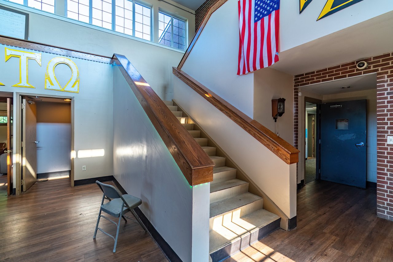 Ball State Greek House Goes to Public Auction