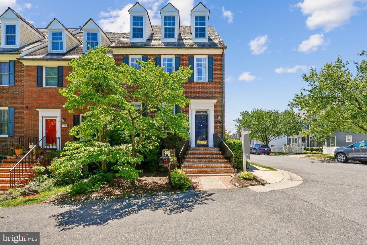 211 Chestertown Street