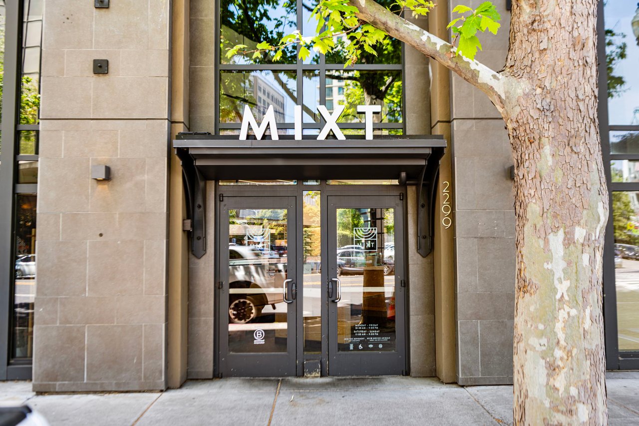 438 West Grand Ave #410