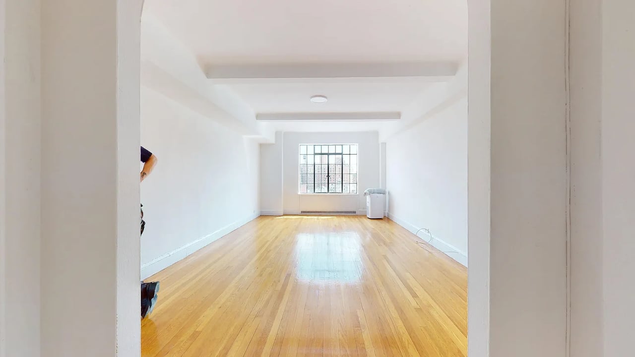 1 Christopher St APT 11B