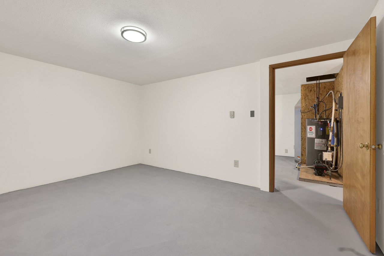 2001 Zrebiec Road, Cle Elum