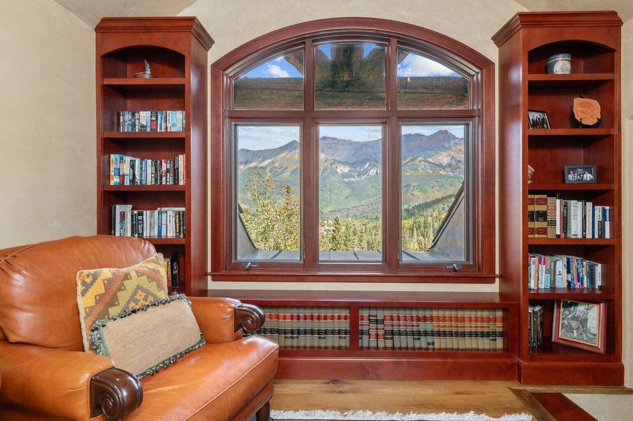 120 Prospect Creek Dr