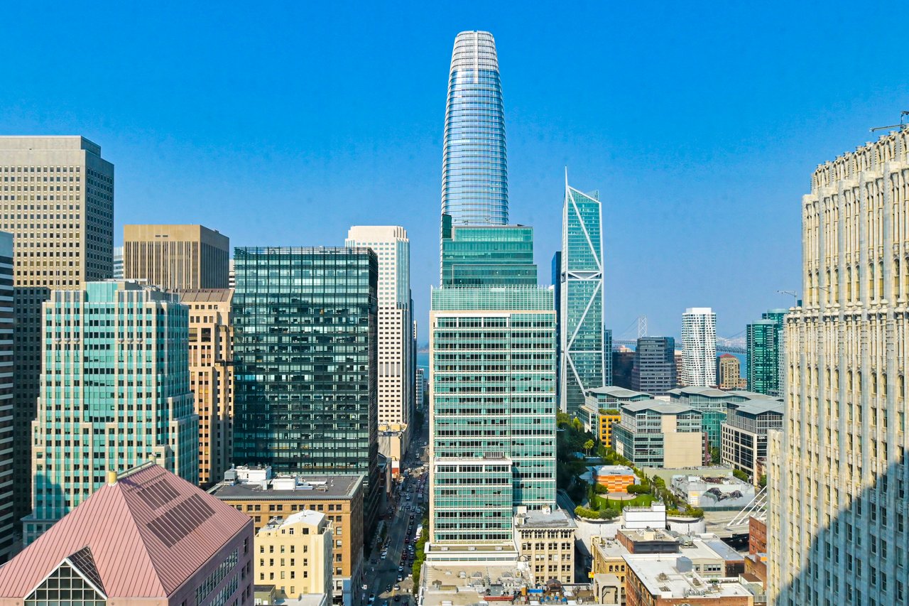 Extraordinary Mid-Century Modernism