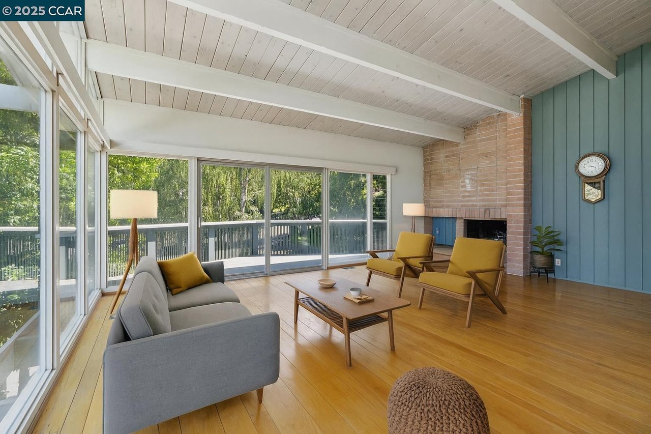 3806 Palo Alto Dr