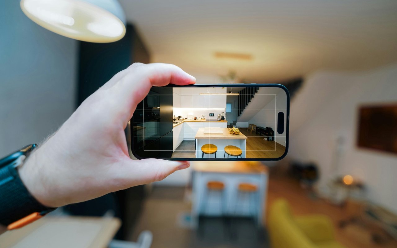 What Is Virtual Staging? Here's What You Need To Know About This Trend