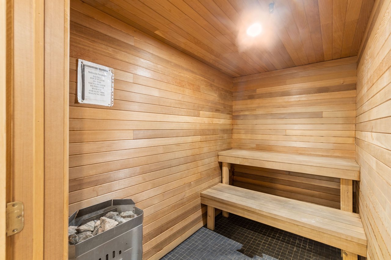 2109-350 Webb Drive, Mississauga