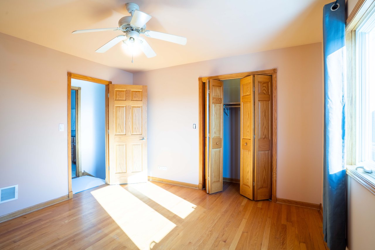 6616 S Knox Avenue, Chicago IL