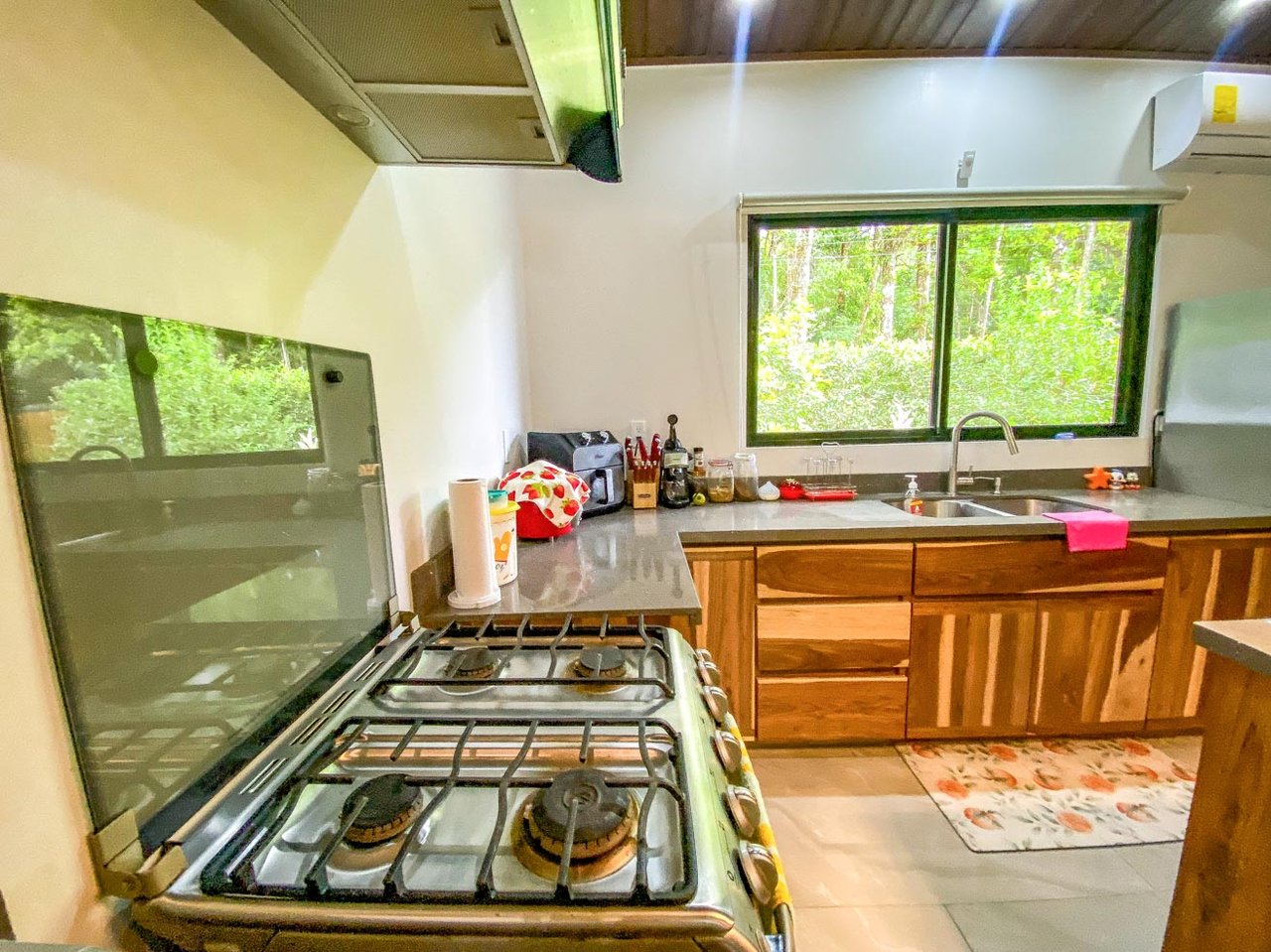 3-Bed Home on Calle Principal Ojochal with River & Jungle