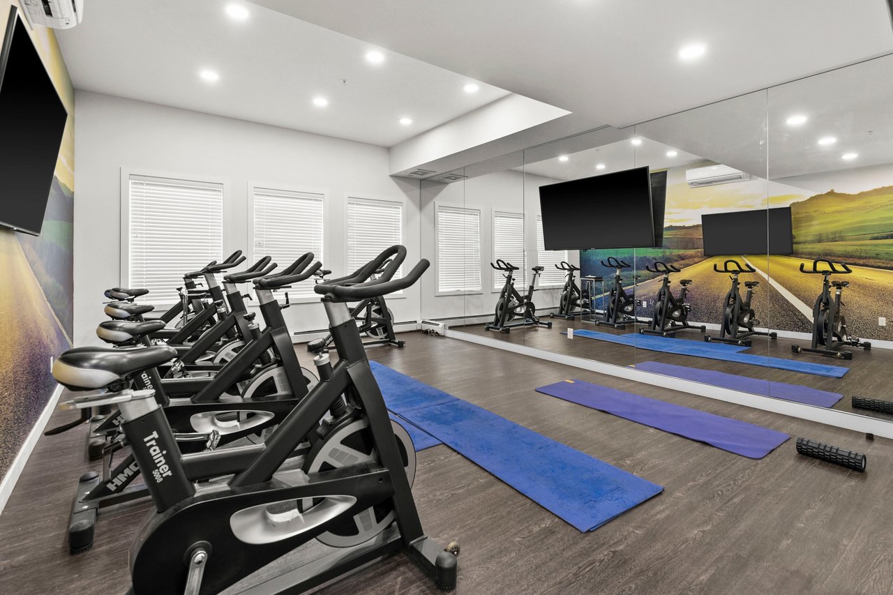 76 Cornerstone Passage NE Unit: 1220
