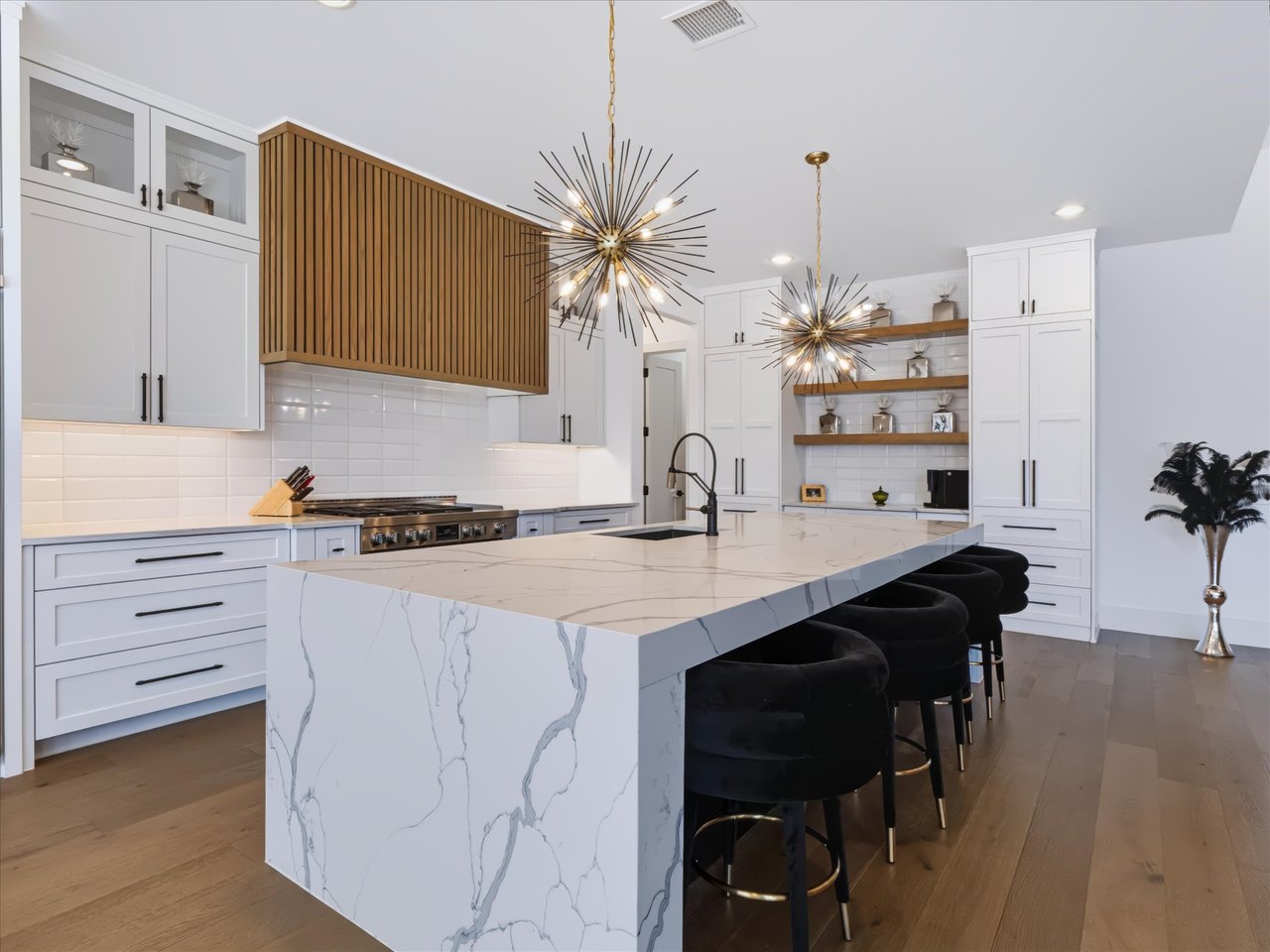 1300 Buckskin Trail