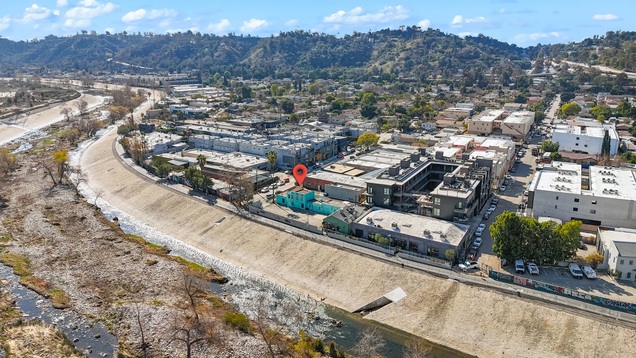 3051-3055 Coolidge in Frogtown - A rare, river front development opportinuty 