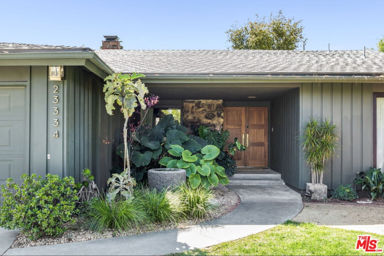 23334 Gonzales Dr