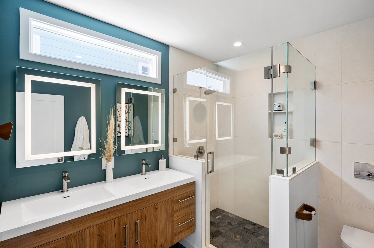 Capital at Work: Tech & VC Driving Activity