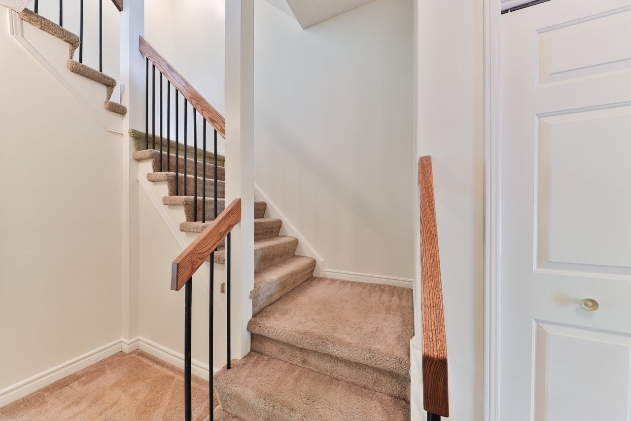1160 Walden Circle #11
