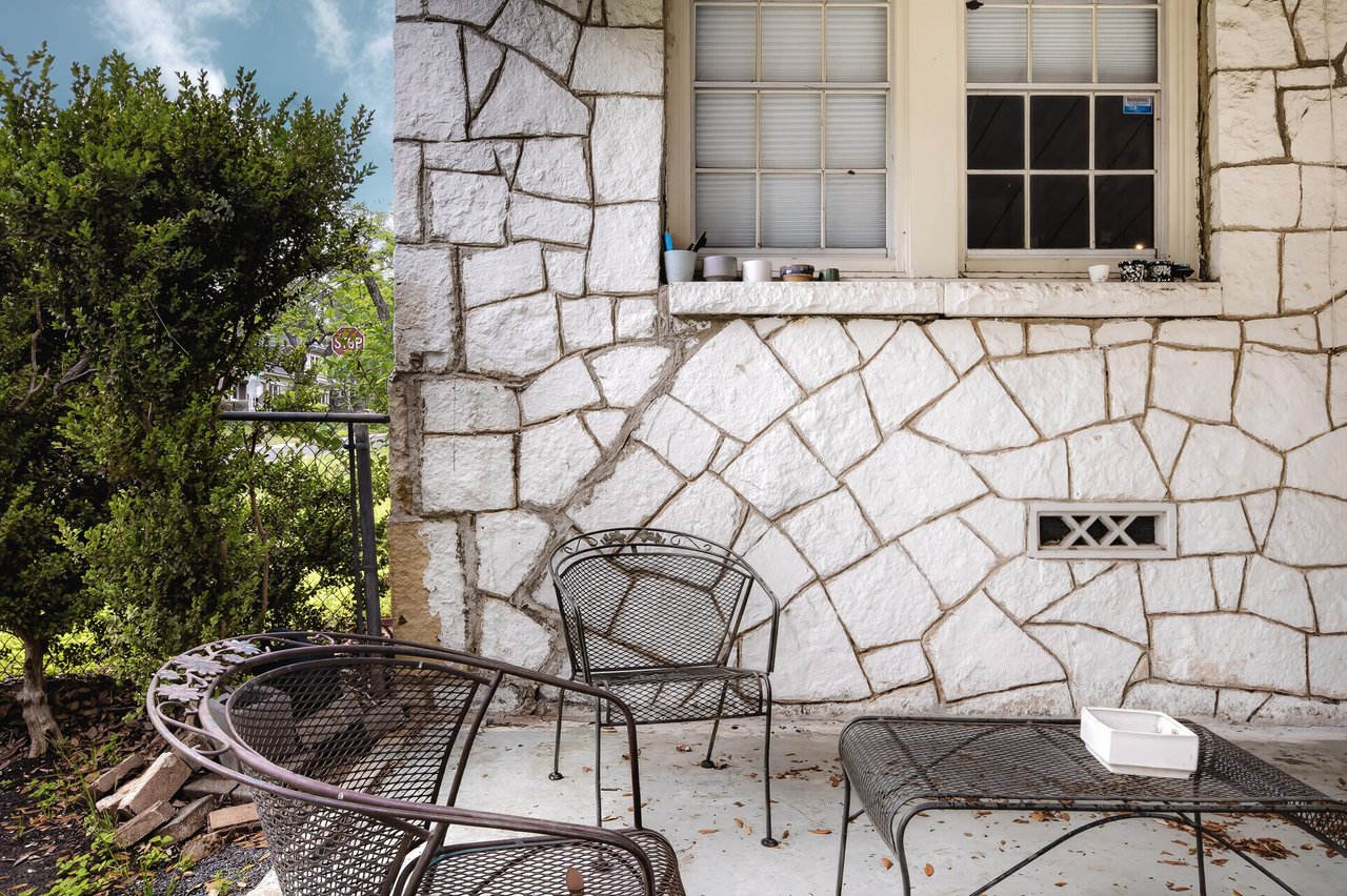 3207 Bridle Path