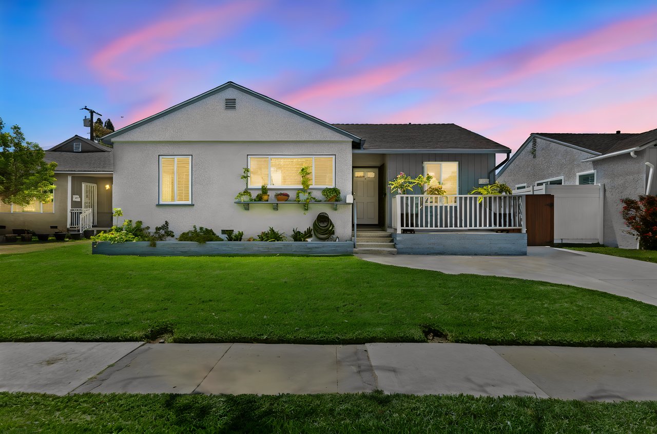 2842 Silva St, Lakewood