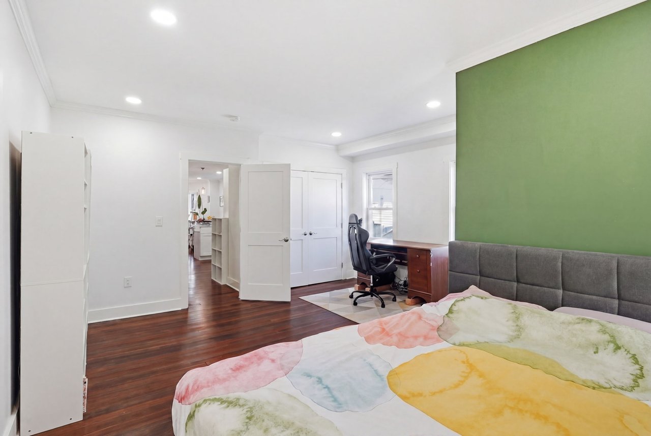 18 Phelps St #1 Salem, MA 