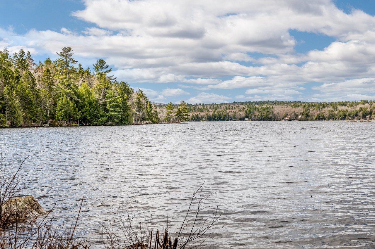 76 Cottage Shore Drive Holden, ME 04429-7003