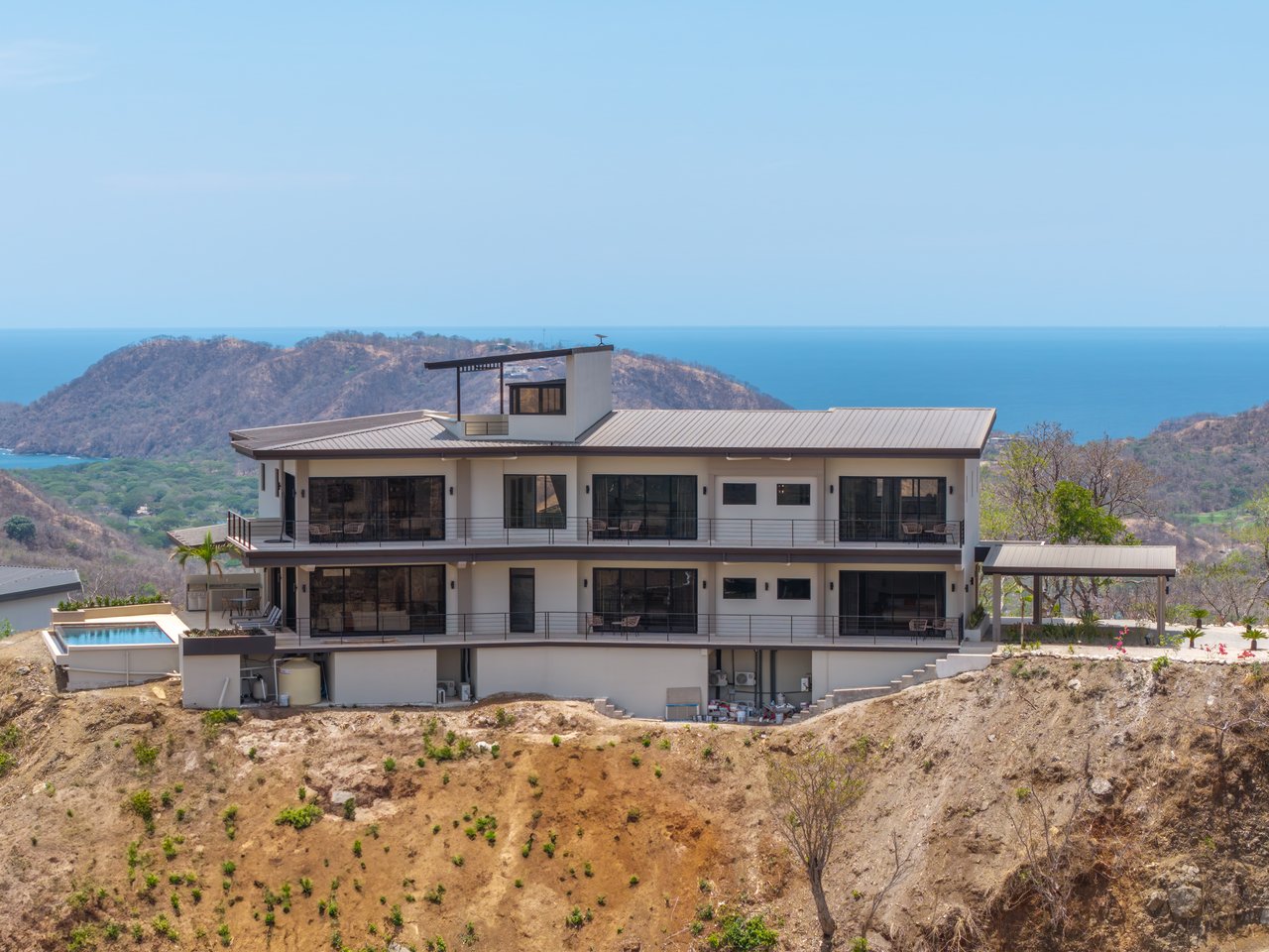 Casa Vista Escondida | 5 Bedroom Ocean View Estate with Seller Financing & Additional Lot in Playa Potrero Costa Rica