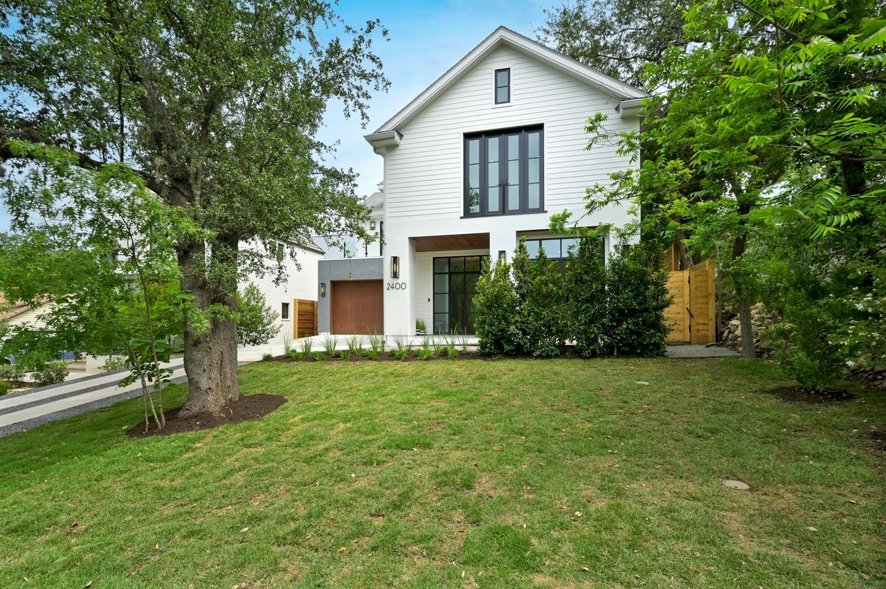 2400 Bridle Path