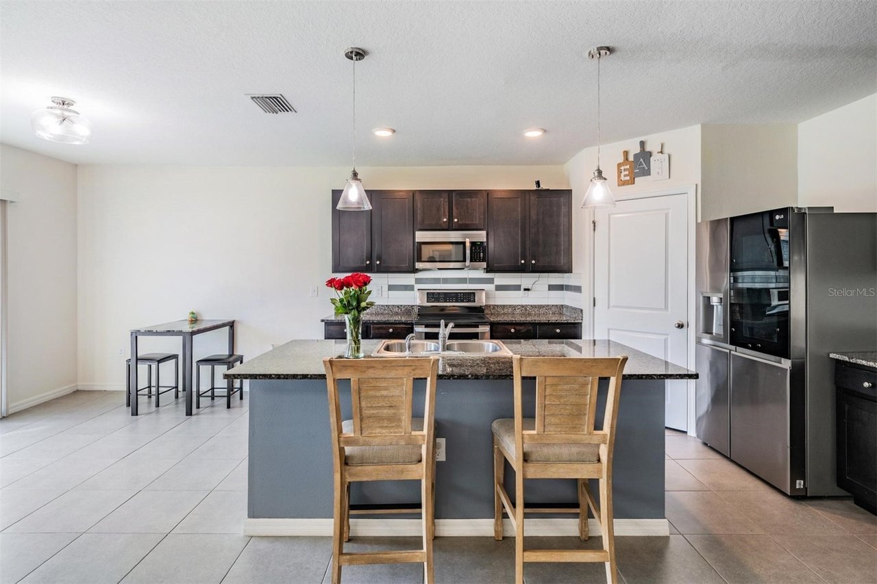Lagoon Life for Less: 5-Bedroom Beauty in Epperson’s Gated South