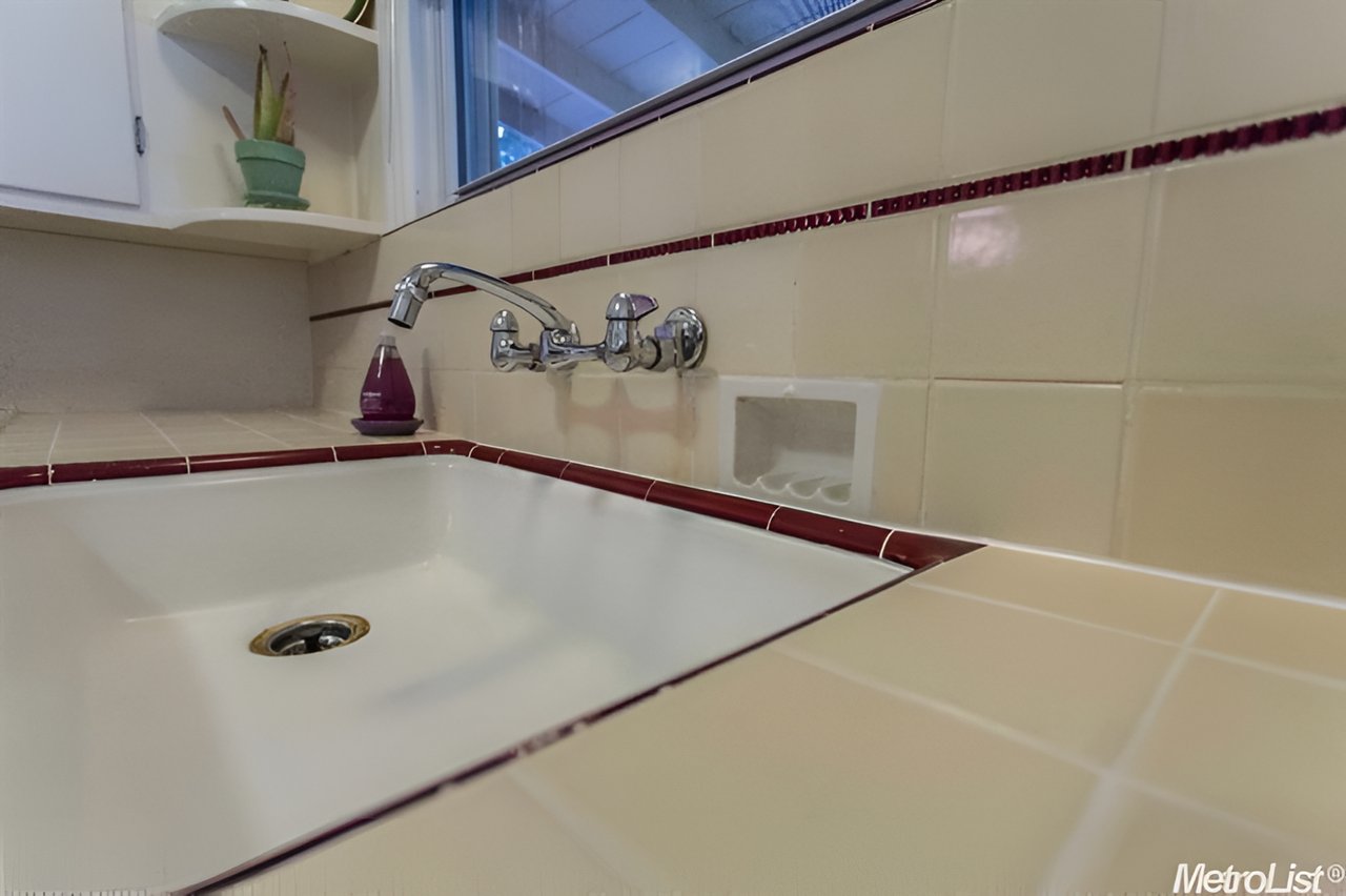 Just Sold in East Sac!