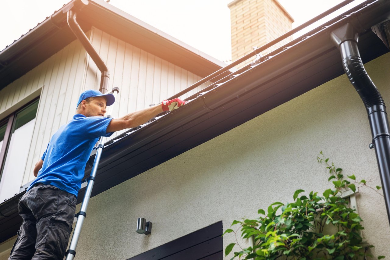 The Home Maintenance Calendar Every Homeowner Should Follow
