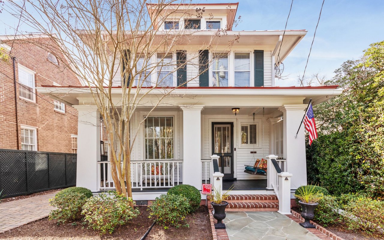 For Sale – Homes with Three Bedrooms