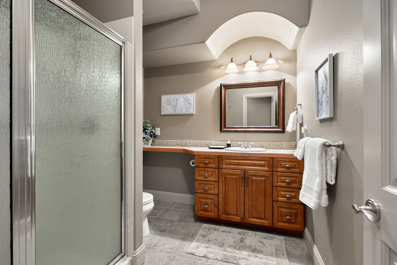 17507 Colonial Park Drive