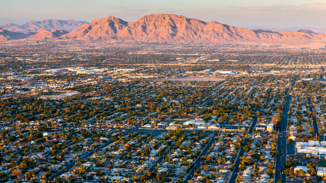 Las Vegas Housing Market September 2026: Prices Dip to $470,000 as Inventory Rises