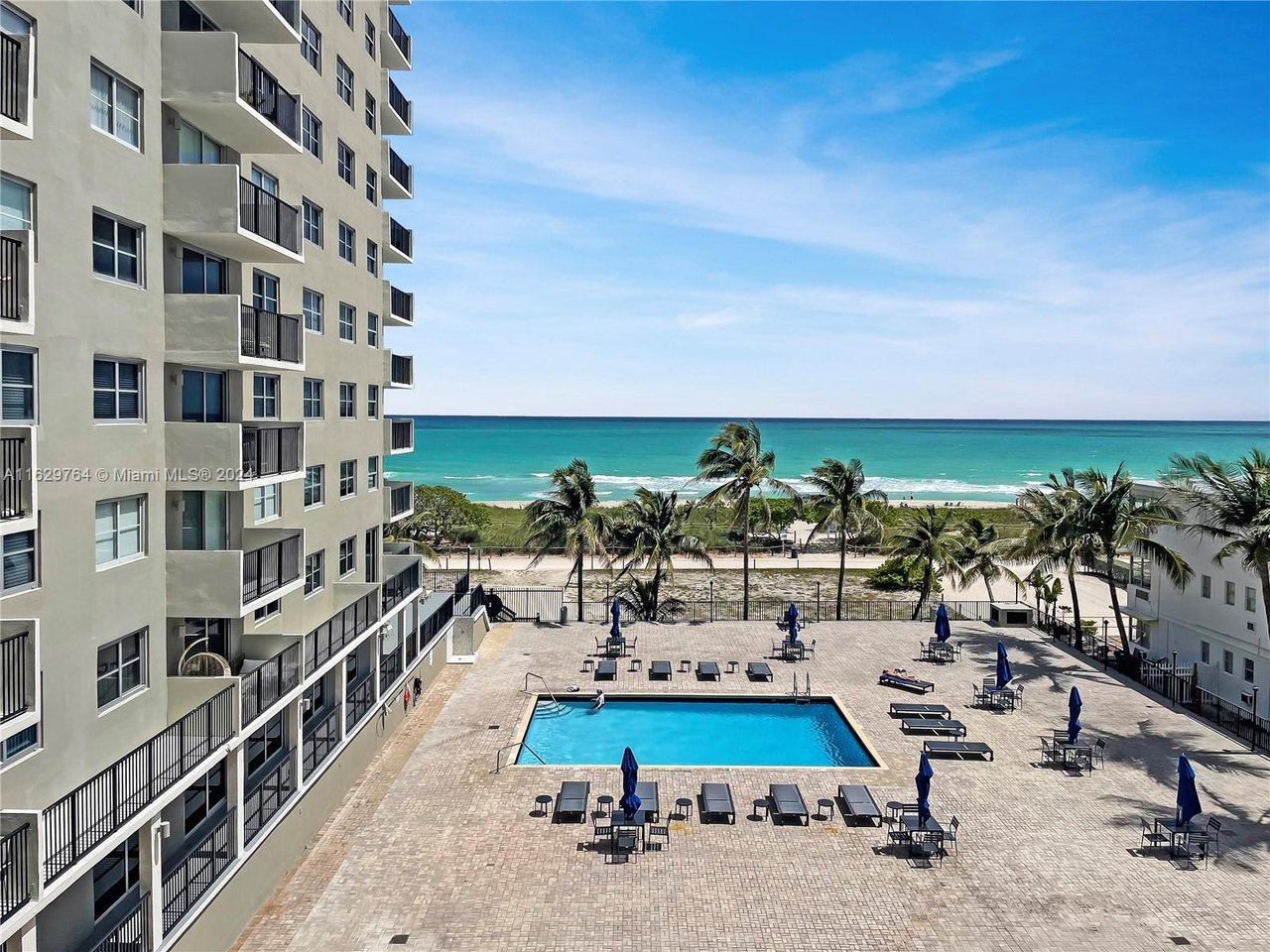 Manatee Condo, Unit 411