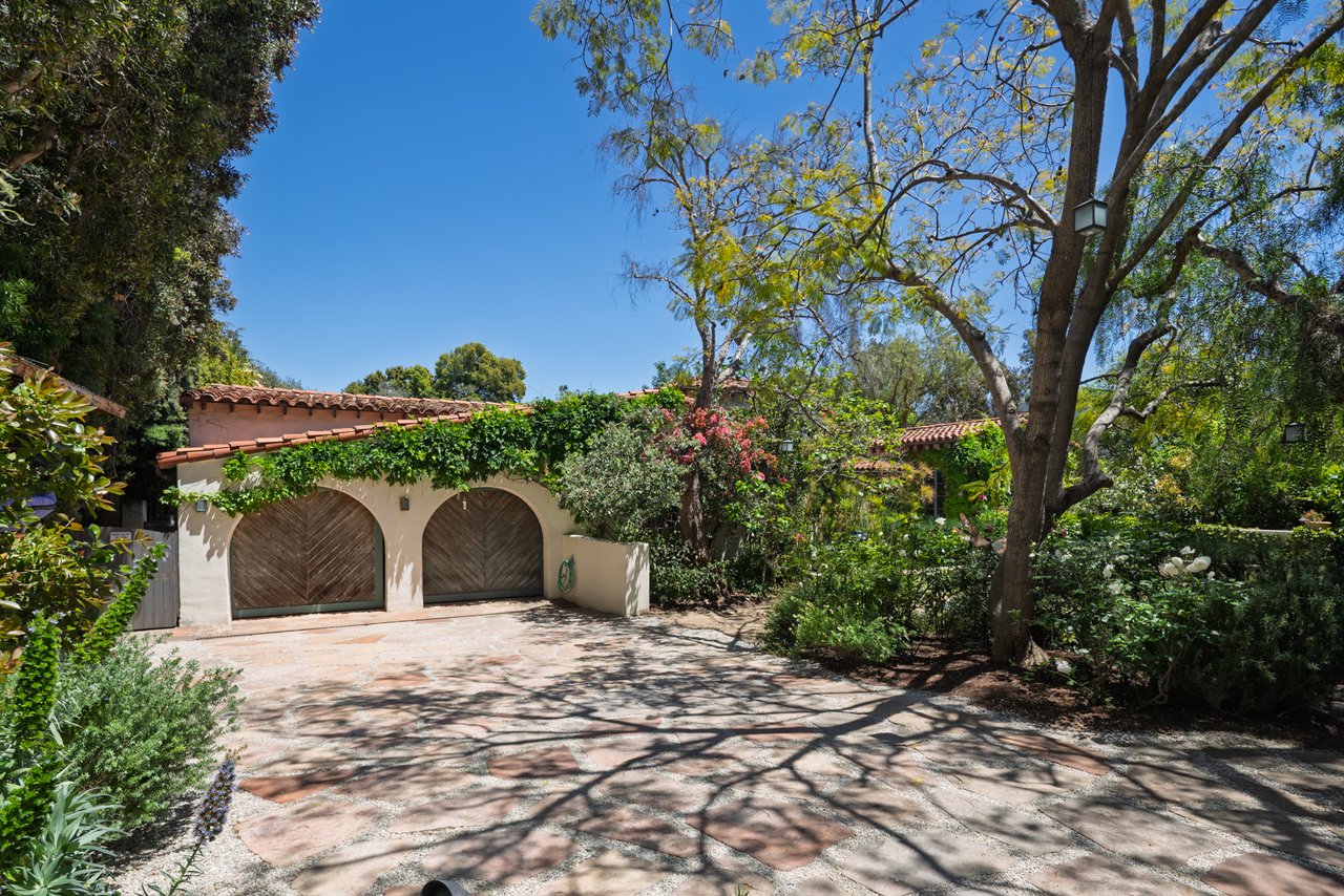 350 N Cliffwood Ave, Brentwood