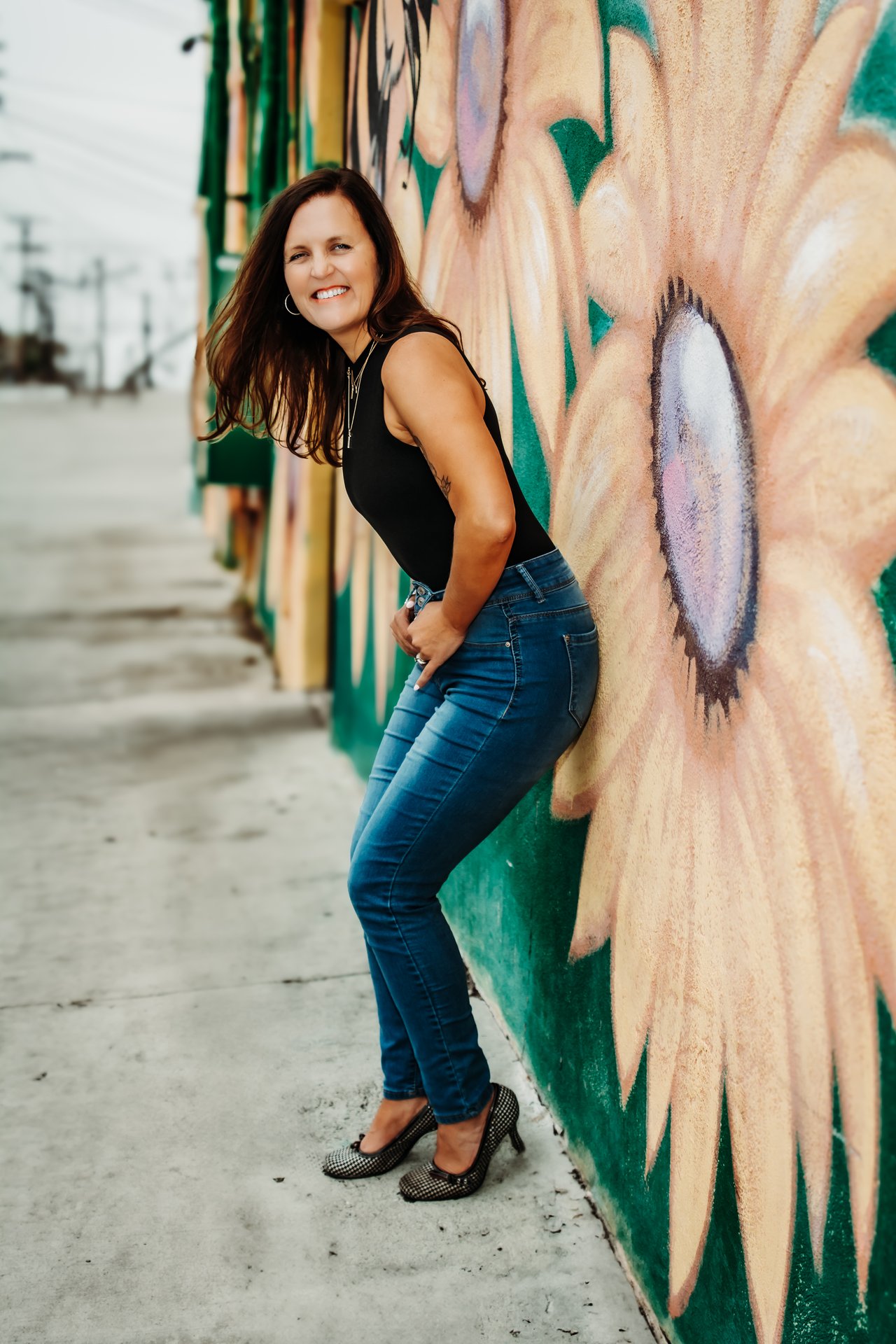 Nicki Holt