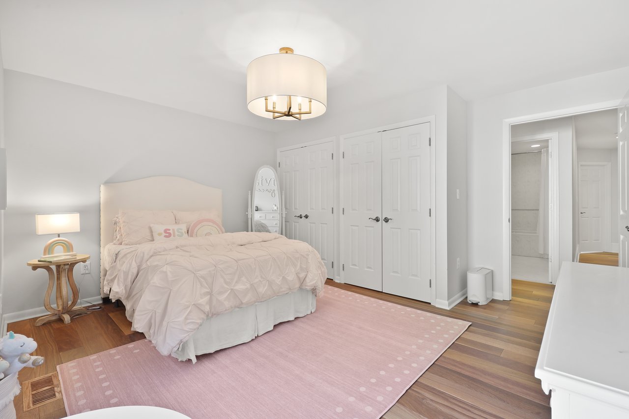 1524 Cedar Lane Farm RD
