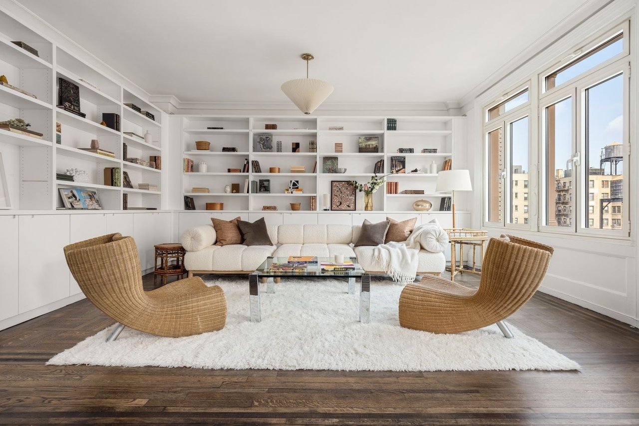 2505 Broadway #14C