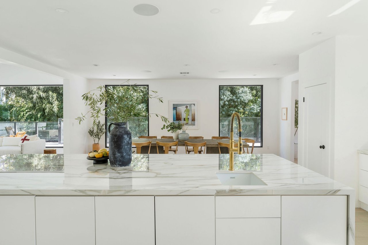 2600 Zorada Drive