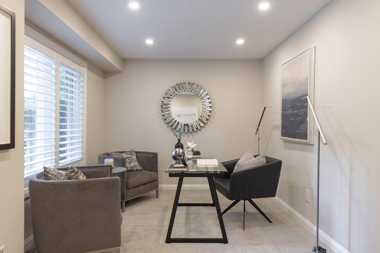 1064 Queen Street W 32A