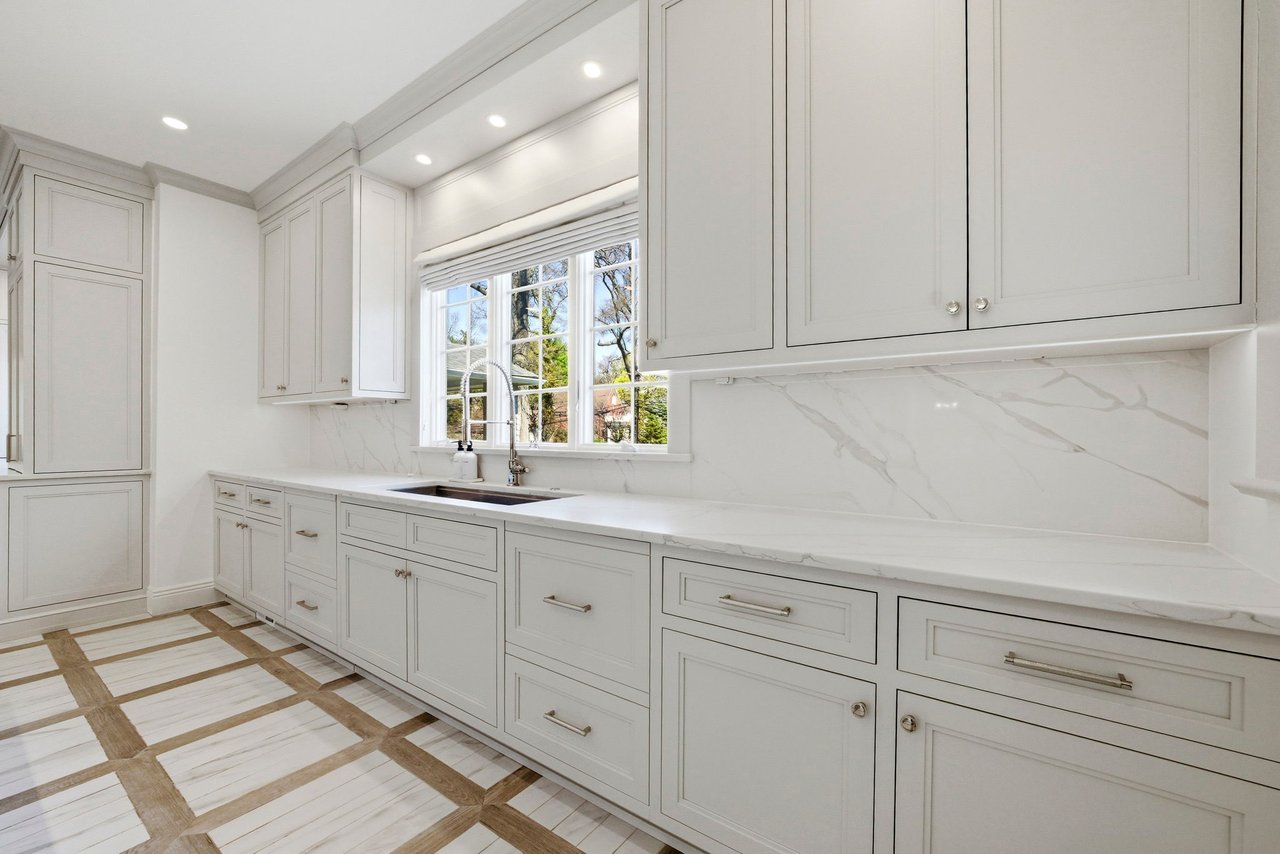 46 Park Street, Tenafly, New Jersey 07670